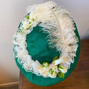 Victorian Civil War Dupioni Lace Trimmed Hat in Hunter Green